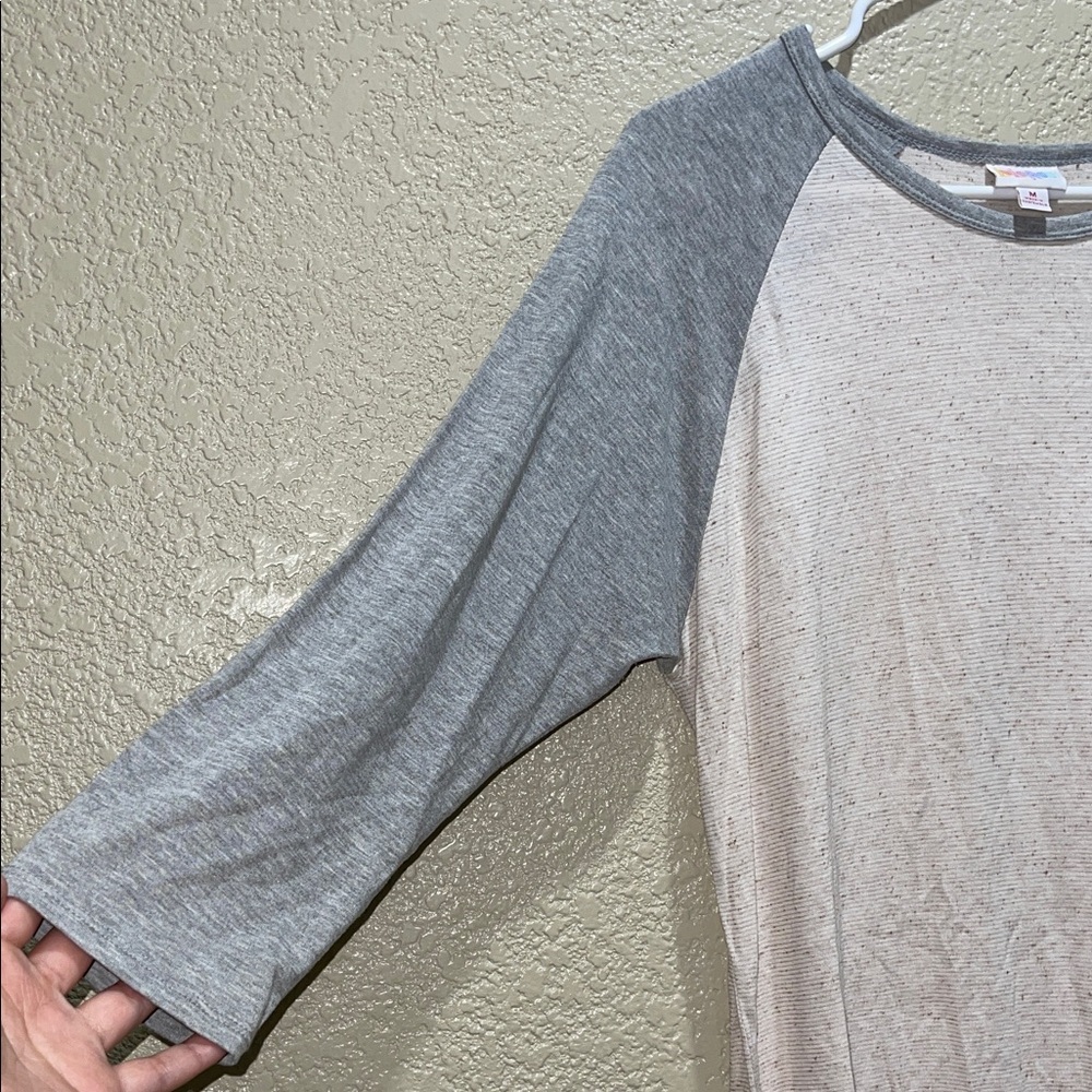 LuLaRoe Gray and Cream Top - Picture 3 of 4